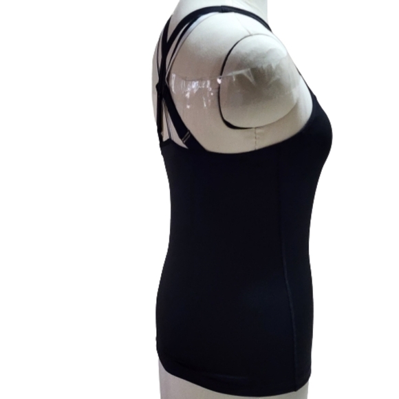 Reebok women's speedwick padded long Bra activewear black tank size medium - Picture 4 of 5